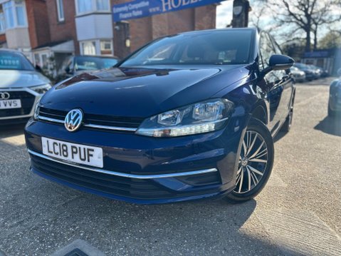 Volkswagen Golf SE NAVIGATION TSI BLUEMOTION TECHNOLOGY DSG 7