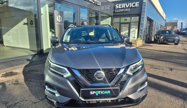 Nissan Qashqai DIG-T TEKNA 