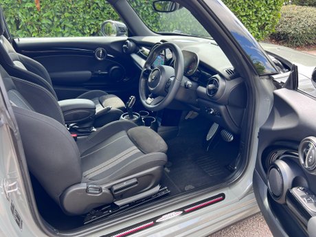 Mini Hatch 2.0 Cooper S Sport Steptronic Euro 6 (s/s) 3dr 61