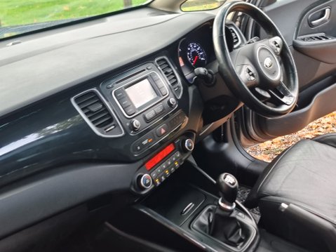 Kia Carens 3 ECODYNAMICS CRDI 37