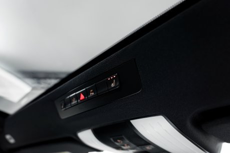 Mercedes-Benz Amg GT PREMIUM. MERCEDES WARRANTY. FULL MSH. DESIGNO PAINT. BURMESTER. PANO ROOF. 23