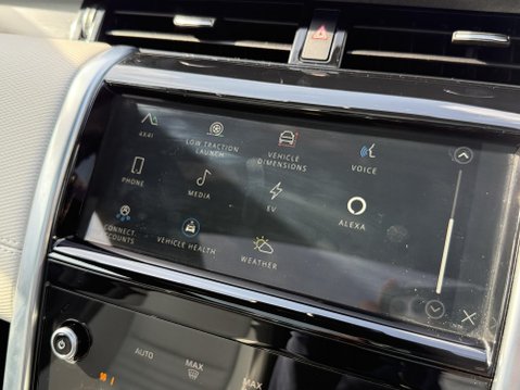 Land Rover Discovery Sport 1.5 P300e 12.2kWh R-Dynamic SE SUV 5dr Petrol Plug-in Hybrid Auto 4WD Euro 45