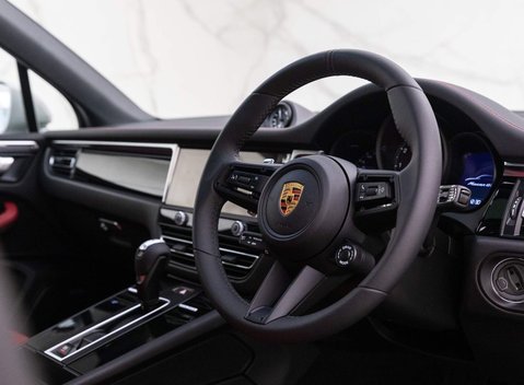 Porsche Macan GTS PDK 5