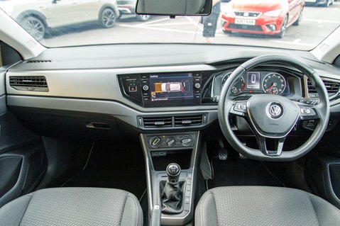 Volkswagen Polo SE TSI 3