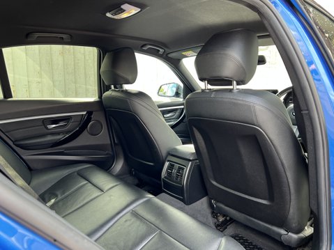 BMW 3 Series 2.0 320i M Sport Saloon 4dr Petrol Manual Euro 6 ( 12