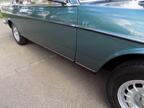 Mercedes-Benz W123 230 CE Pillarless Coupe 21