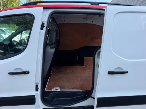 Citroen Berlingo 1.6 HDi 625 Enterprise Panel Van 5dr Diesel Manual L1 (131 g/km, 75 bhp) 25