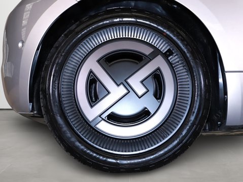 Fiat 500 87kW Giorgio Armani 42kWh 3dr Auto 11