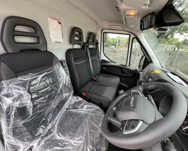 Iveco Daily 3.0D HPI 18V Business 70C 4100 LWB c/w Versalift 2200mm Access Platform