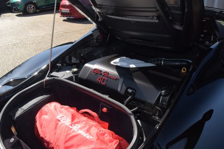 Alfa Romeo 4C Tbi Spider 22