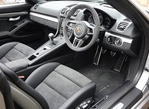 Porsche Boxster Spyder 17