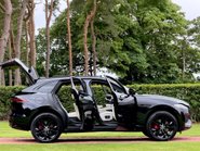 Jaguar F-Pace R-DYNAMIC HSE BLACK 90TH ANNIVERSARY EDITION 5