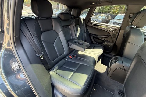 Porsche Macan PDK - 21" TURBO WHEELS -PAN ROOF -BOSE -PASM -CAMERA -£15K EXTRAS  35