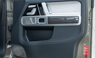 Mercedes-Benz G Class AMG G63 Carbon Edition 27