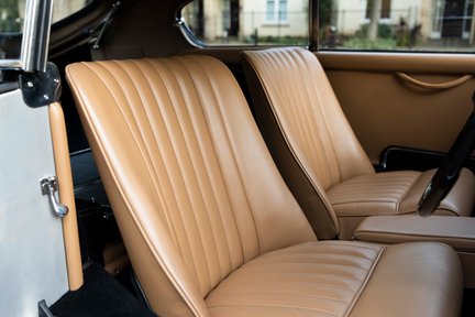 Aston Martin DB MKIII Coupe 26