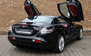 Mercedes-Benz SLR McLaren 21