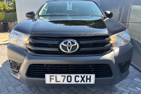 Toyota Hilux Active 4WD D-4D Single Cab Pickup - Gullwing Canopy 11
