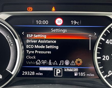 Nissan Juke 1.6 Juke Premiere Edition HEV CVT 5dr 36