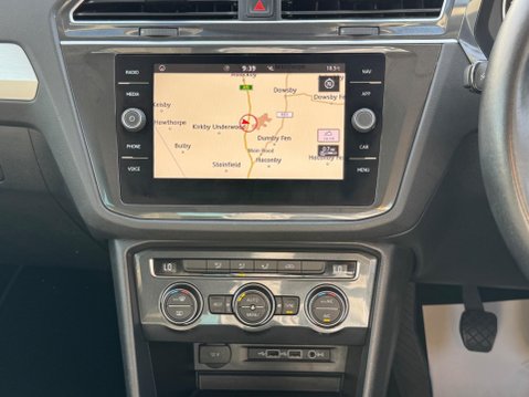 Volkswagen Tiguan 1.4 TSI SE Navigation Euro 6 (s/s) 5dr 14