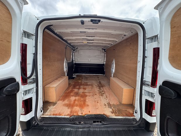 Renault Trafic LWB L2H1 Low Roof Business LL30 Air Con Sensors EURO 6 9