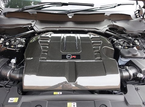 Land Rover Range Rover Sport SVR 5.0 Urban 10