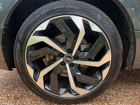 Audi E-Tron 55 Black Edition Auto quattro 5dr 95kWh 12