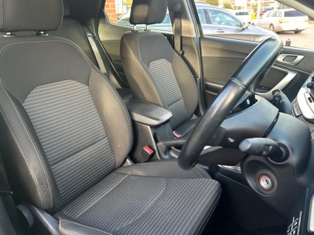 Kia Xceed 1.5 T-GDi 2 Euro 6 (s/s) 5dr 21