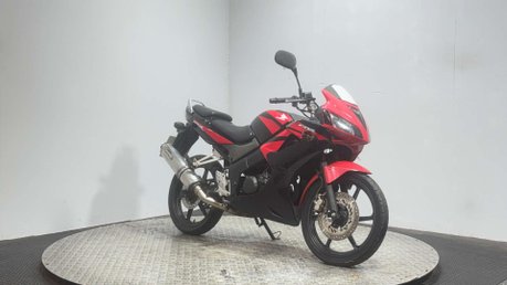 Honda CBR CBR125 2010 FUEL INJECTED PROJECT LEARNER SPORTS BIKE 125CC 2