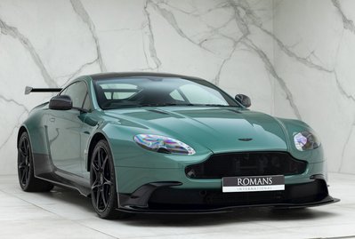 Aston Martin Vantage GT8 