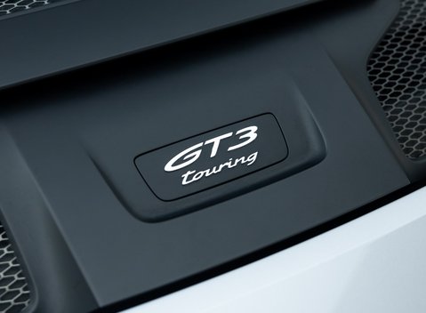 Porsche 911 GT3 Touring (992) 31