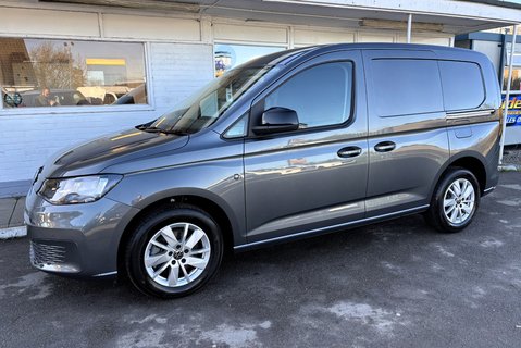 Volkswagen Caddy C20 122 ps Tdi Commerce Pro DSG Panel Van 1