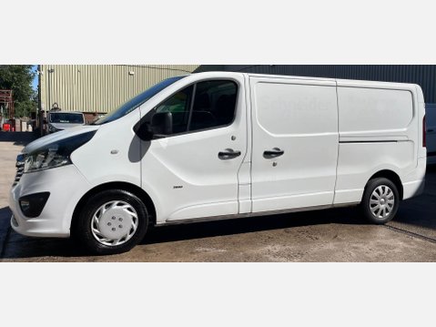 Vauxhall Vivaro 1.6 CDTi 2900 Sportive L2 H1 Euro 5 5dr 21