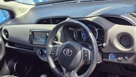 Toyota Yaris 1.5 VVT-h Icon Hatchback 5dr Petrol Hybrid E-CVT Euro 6 (101 ps) 52