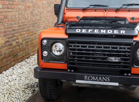 Land Rover Defender 90 Adventure Edition 20