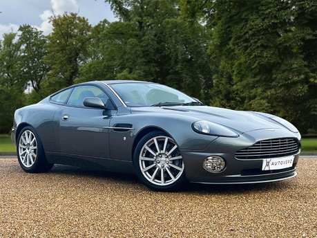 Aston Martin Vanquish V12 S 3