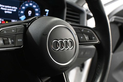 Audi A1 1.0 A1 Sportback 30 TFSI Technik 5dr 41