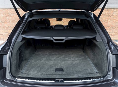 Bentley Bentayga V8 Diesel 29