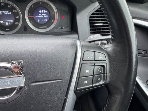 Volvo XC60 2.4 D5 SE Lux Geartronic AWD Euro 4 5dr 13