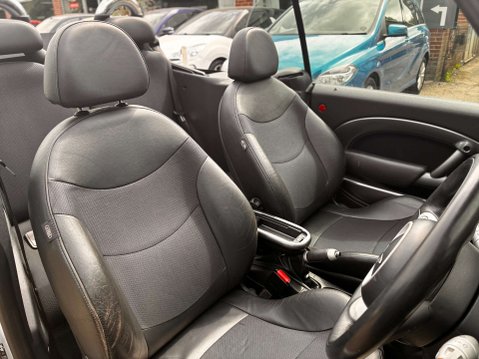 Mini Convertible 1.6 Cooper Convertible 2dr Petrol Manual Euro 3 (115 ps) 19