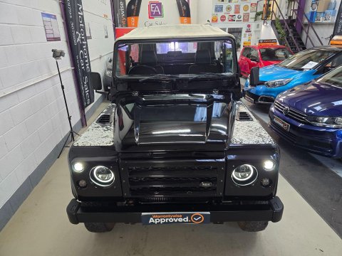 Land Rover Defender 90 HARD-TOP TD5 12
