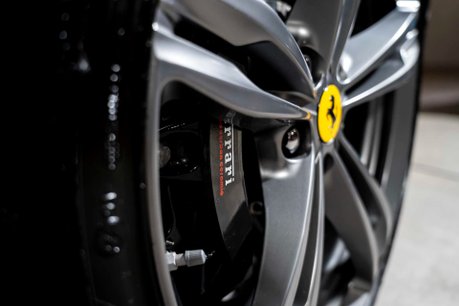 Ferrari GTC4 Lusso V12. WARRANTY. CARBON FIBRE INTERIOR. PANORAMIC ROOF. PASSENGER DISPLAY. 12