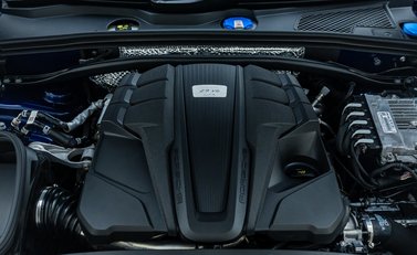 Porsche Macan GTS 44