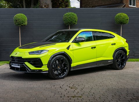 Lamborghini Urus PERFORMANTE 4