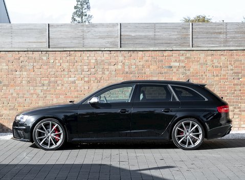 Audi RS4 Avant 2