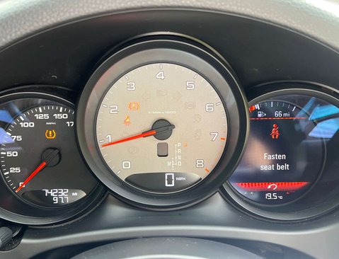 Porsche Macan 3.0 Macan S Semi-Auto 4WD 5dr 16