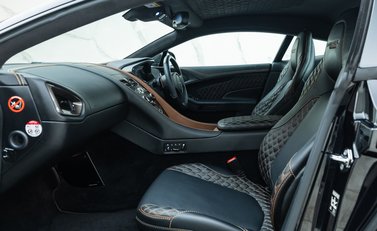 Aston Martin Vanquish S Ultimate 15