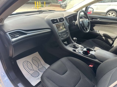 Ford Mondeo 2.0 Mondeo Titanium TDCi 5dr 25