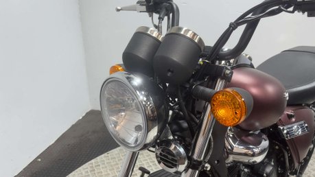 Keeway Superlight 125 2024 ONLY 800 MILES MOT SERVICED 125CC CRUISER BIKE 35