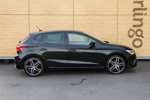SEAT Ibiza TSI FR SPORT 9