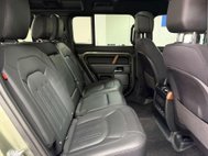 Land Rover Defender 3.0 P400 MHEV X SUV 5dr Petrol Auto 4WD Euro 6 (s/s) (400 ps) 55
